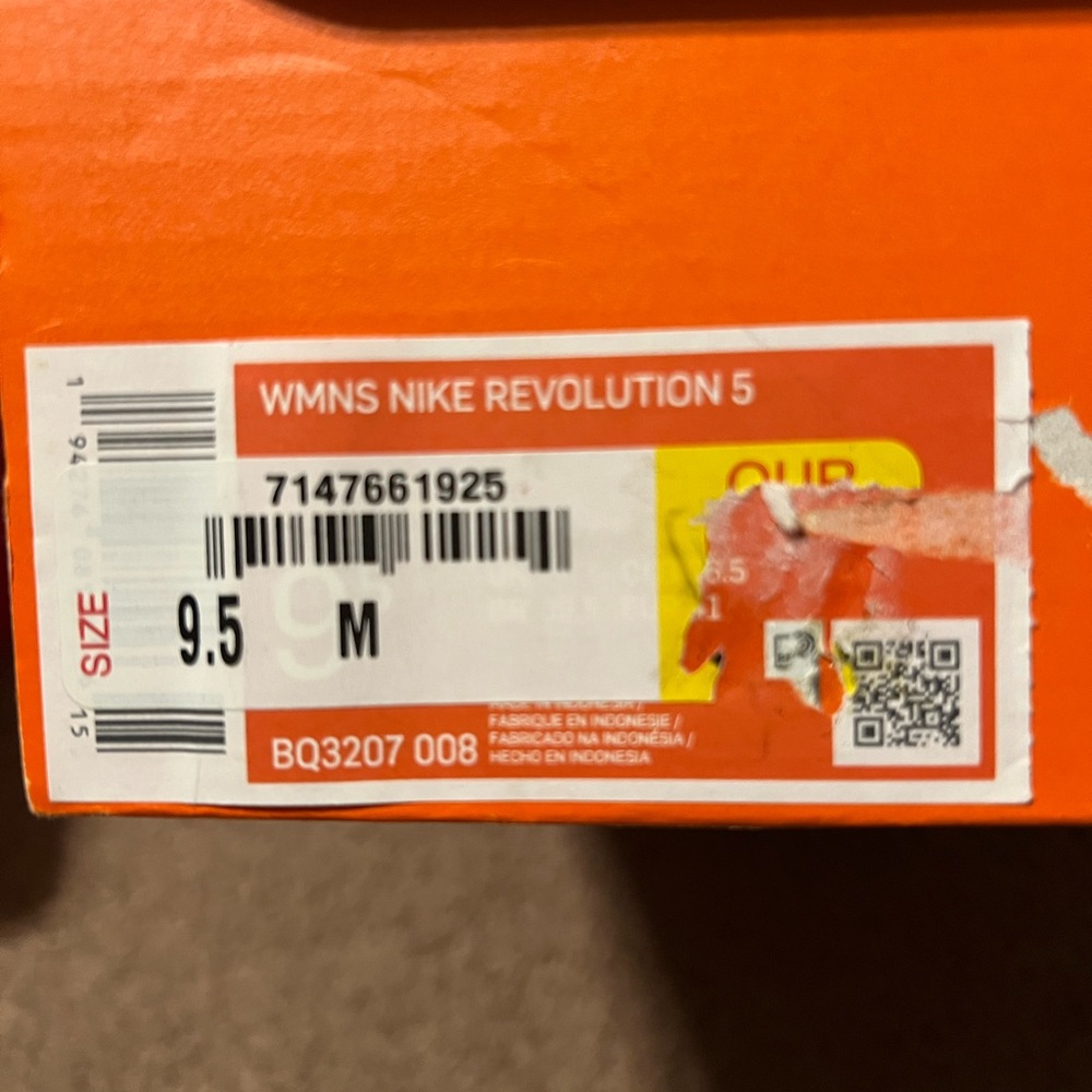 Nike Revolution 5 Women's Shoes - Orange
